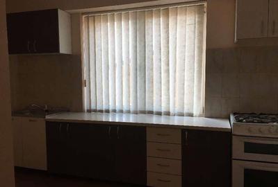 Apartament cu 3 camere decomandat în Central - 6