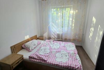 Apartament cu 4 camere, etaj intermediar, zona Dacia - 4
