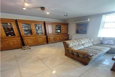 Casă individuală cu 4 camere cu Canalizare în Central - 16