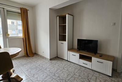 Apartament cu 3 camere decomandat în Iosia - 4