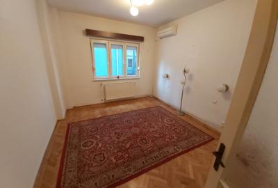 Apartament cu 3 camere decomandat în Unirii - 6