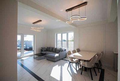 Casă cu 4 camere în Paleu