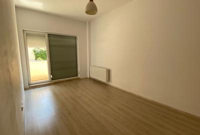 Spatiu de birou, 3 camere ,bloc nou, 2 locuri de parcare , Piata Mihai Viteazul - 2