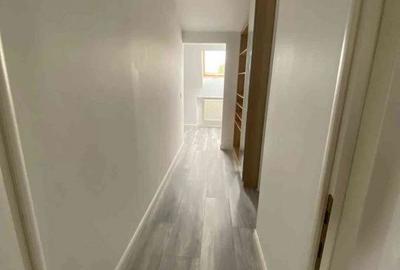 Casă cu 4 camere cu Teren 200 Mp în Central - 9
