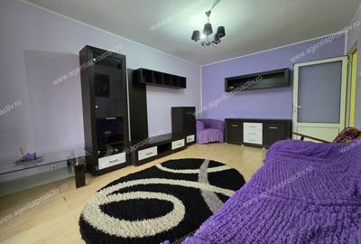 Apartament cu 2 camere decomandat în Micro 20