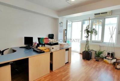 Casă cu 10 camere cu Teren 80 Mp în Ultracentral - 14