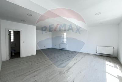 Spatiu de birou NOU -102mp de inchiriat - zona Lizeanu-Stefan cel Mare