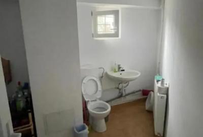 Apartament cu 3 camere decomandat în Central - 3