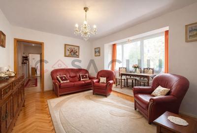 Apartament cu 3 camere semidecomandat, mobilat în Gheorgheni