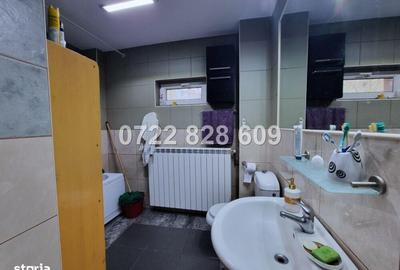Casă cu 5 camere cu Teren 100 Mp în Central - 11