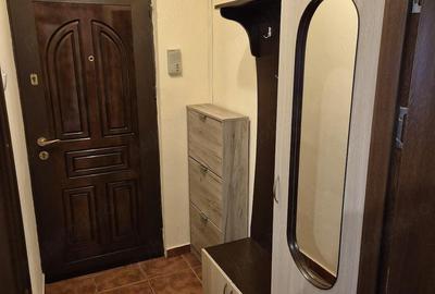 Apartament cu 2 camere semidecomandat în Tomis IV - 9
