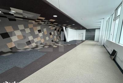 Spațiu comercial, de 100 mp, în Central