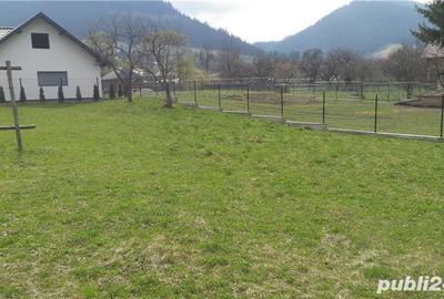 Teren de 100 mp, în Central - 7