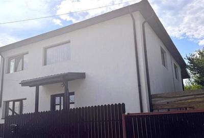 Casa duplex 3 camere, Breazu. - 1