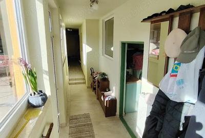 Casă cu 3 camere cu Teren 1567 Mp în Ianova