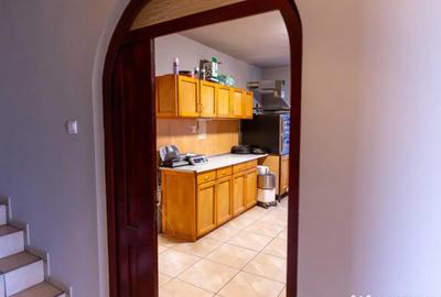 Spațiu comercial, de 570 mp, în Ghelința