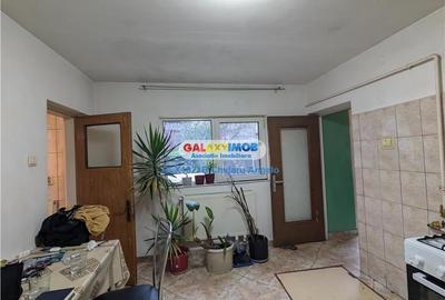 Rahova-Margeanului casa 100 mp, teren 315 mp,deschidere 13,5 ml,garaj - 29