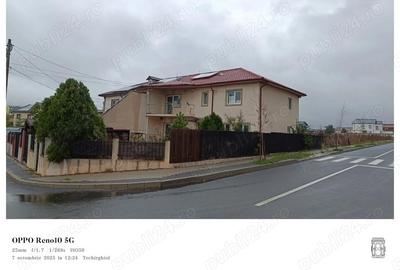 Casă cu 5 camere cu Teren 294 Mp în Central - 1