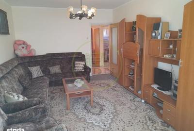Apartament cu 2 camere decomandat în Hurez - 1