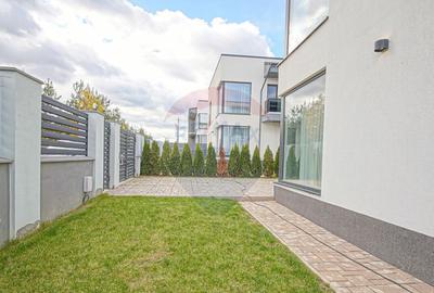 Casă cu 4 camere cu Teren 258 Mp în Central - 17