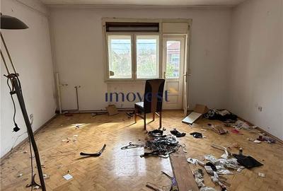 Casă cu 4 camere în Titulescu - 16