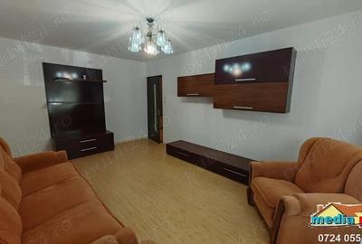 De vanzare Apartament 3 camere, decomandat, Siderurgi?tilor str. Anghel Saligny - 2