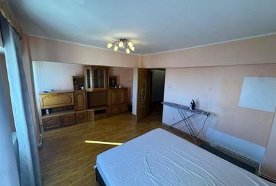 Apartament cu 2 camere decomandat în Vest - 3