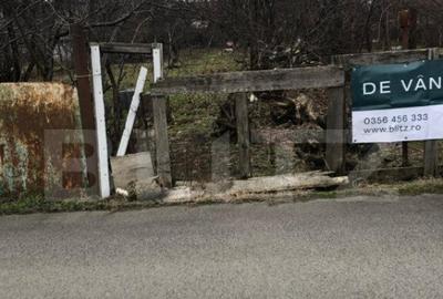 Teren de 684 mp, în Central - 1