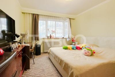 Apartament cu 3 camere decomandat, mobilat în Vasile Aaron - 4