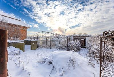 Proprietate cu două case și teren generos, cu toate utilitatile - 17