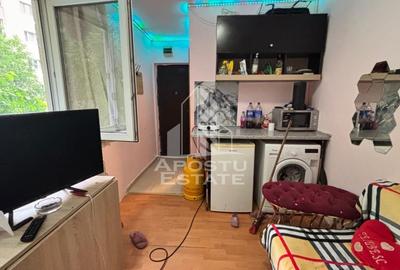 Garsonieră circulară în Complex Studențesc - 2