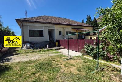 Casă cu 2 camere cu Teren 350 Mp în Central - 2