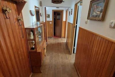 Apartament cu 2 camere decomandat în Central - 2