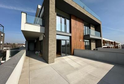 PENTHOUSE 3 CAMERE | VEDERE LIBERA LAC