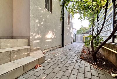 Casă cu 5 camere cu Canalizare în Central - 10