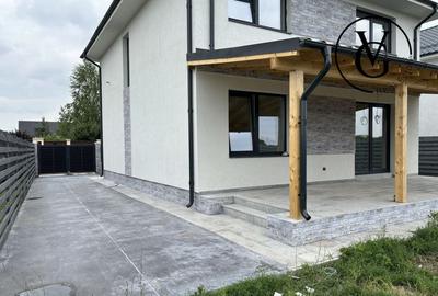 Casă individuală cu 3 camere cu Canalizare în Corbeanca - 2