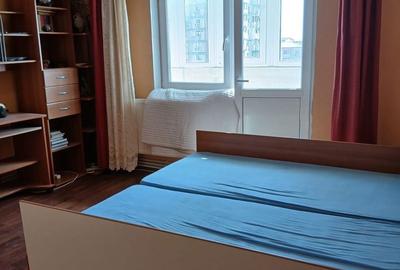 Apartament cu 4 camere decomandat în Micro 20 - 5