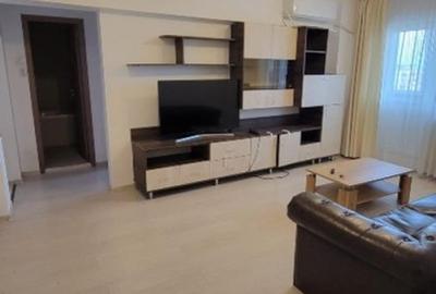 Apartament cu 3 camere semidecomandat, mobilat în 13 Septembrie