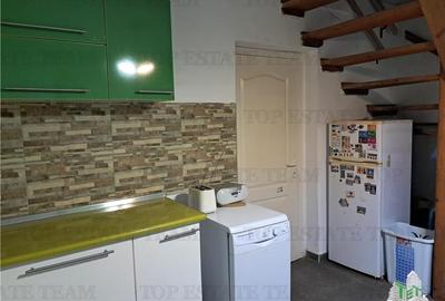 Casă individuală cu 6 camere cu Canalizare în Sud - 11