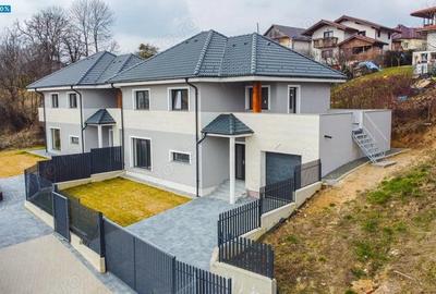 Casă cu Garaj în Feleacu