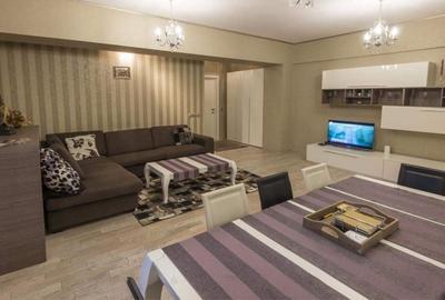 Apartament cu 3 camere decomandat în Mihai Viteazul - 2