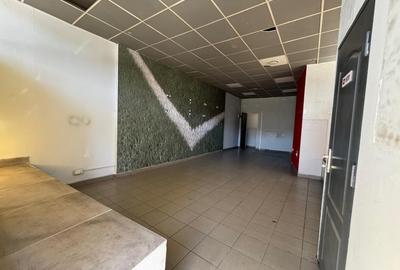 Spatiu comercial de inchiriat Parter - Ion Mihalache/1 Mai, colt, vitrina mare - 3