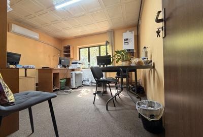 Apartament cu 2 camere decomandat în Steaua