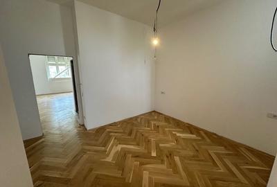Apartament renovat în clădire istorică - are garaj - 12