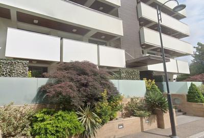 Apartament cu 4 camere, mobilat în Primăverii - 16