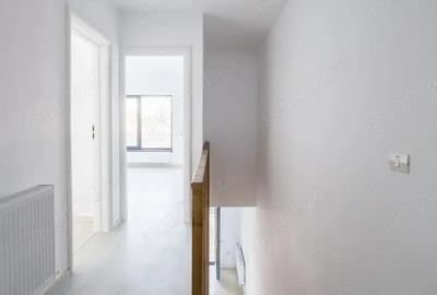 Vila, tip duplex, Etaj + Parter in Lumina