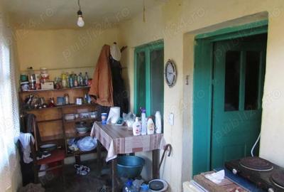 Casă cu Teren 950 Mp în Central