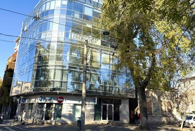 De inchiriat | Spatiu de birouri/clinica | Mosilor Bulevardul Pache Protopopescu - 16