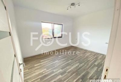 Casă cu 3 camere cu Teren 275 Mp în Sânmihaiu Român - 3