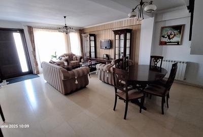 Casă cu 4 camere cu Canalizare în Coiciu